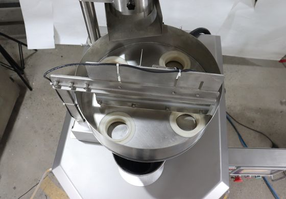 12 頭 0.8L 熱密封粒 ペットフードパッケージングマシーン