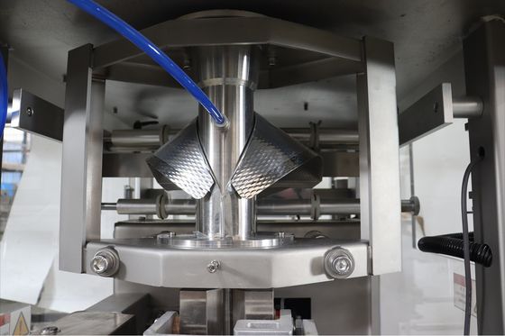 12 頭 0.8L 熱密封粒 ペットフードパッケージングマシーン