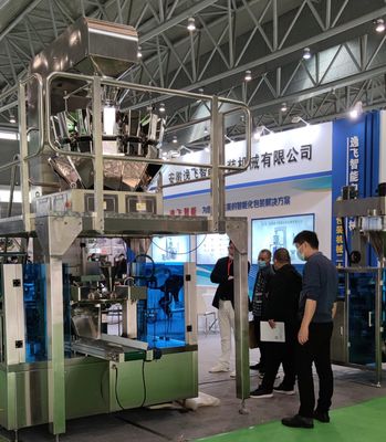 自動給餌システム 粉末粒子の液体包装機 10g-500gの袋