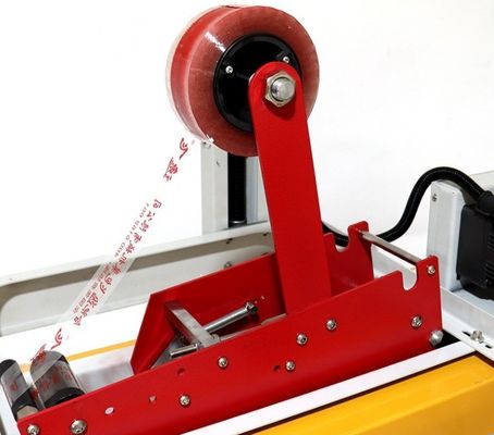 CE証明書と水活性テープを付した紙箱シール