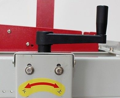 自動調節電圧220V/50HZを持つ完全自動ケースボックスエレクターマシン