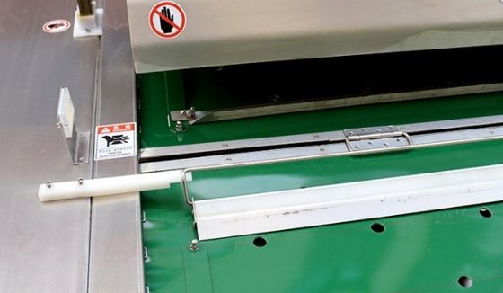 2〜6サイクル/分の梱包速度と真空ポンプのフーエグラ真空包装機