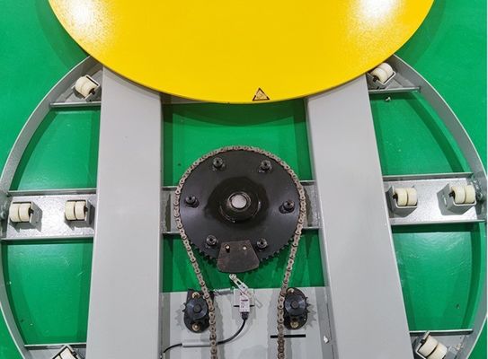 自動包装機 ストレッチ包装用のプラスチック包装機 650 KG 2600*1500*2550mm