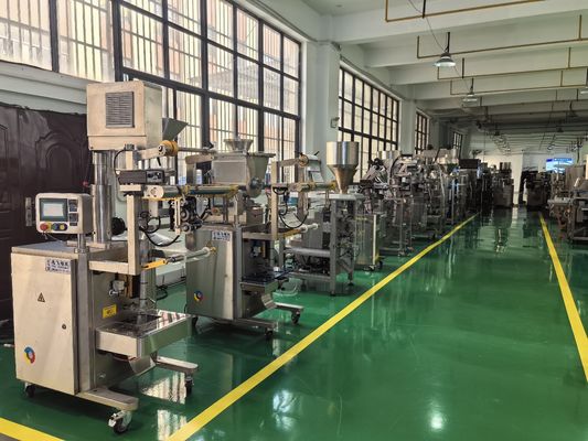 トライアングルサケットキャンディー用の食品包装機 400kg容量