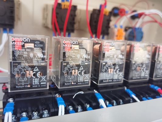 360 KG スピード 自動 L バー POF フィルム 食品 トレー用の黄瓜収縮包装機
