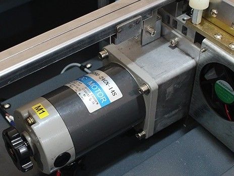 高速 ≤2.5S/ストラップ バンドリング速度 波紋紙箱の包装用の箱機