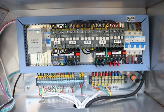 1125x440x100mmの部屋サイズと1000mmの密封長を持つ食品包装機