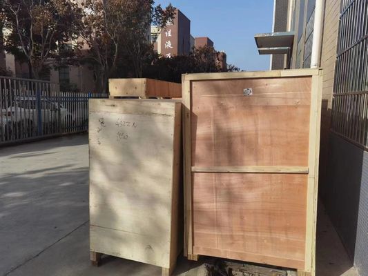 金属包装材料 小型箱用高速収縮包装機