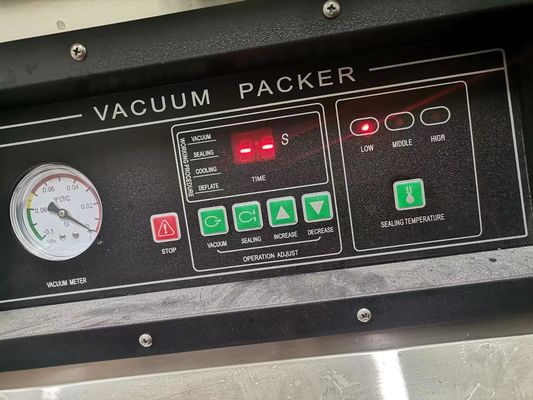 60m3/h パンプと電動駆動のダブルチェンジャーを持つ商業用真空密封機